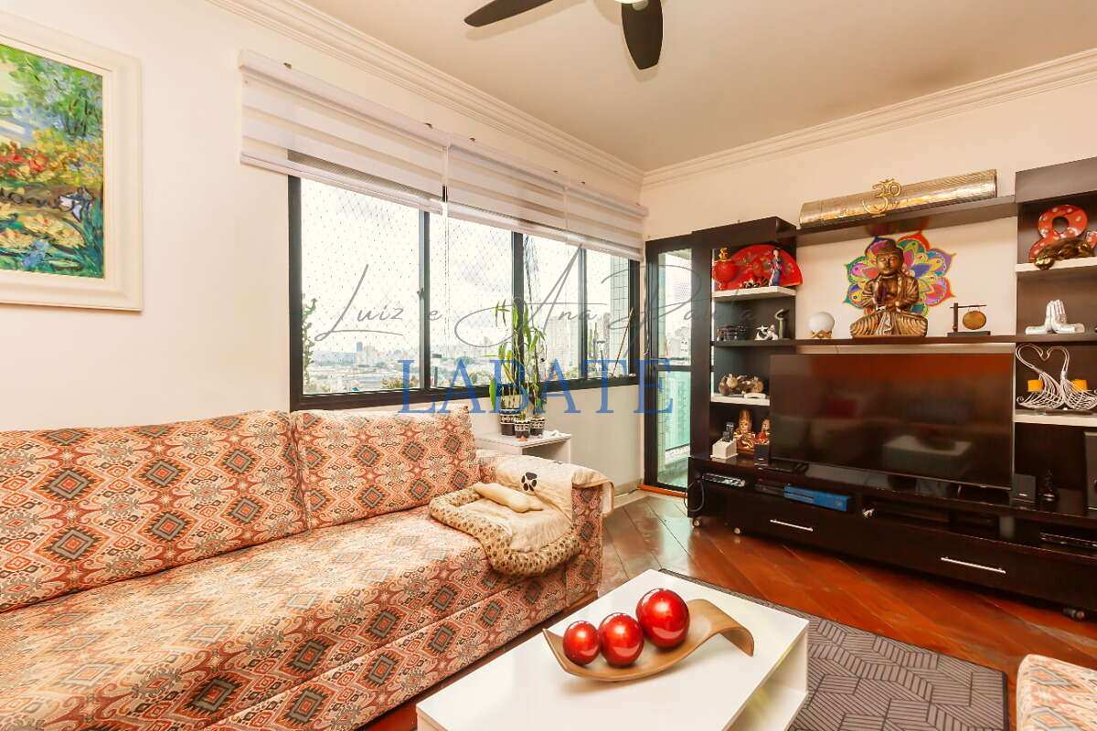  - Apartamento 129m² com 2 suítes e 4 vagas no Edifício Júlio Verne, Mooca
