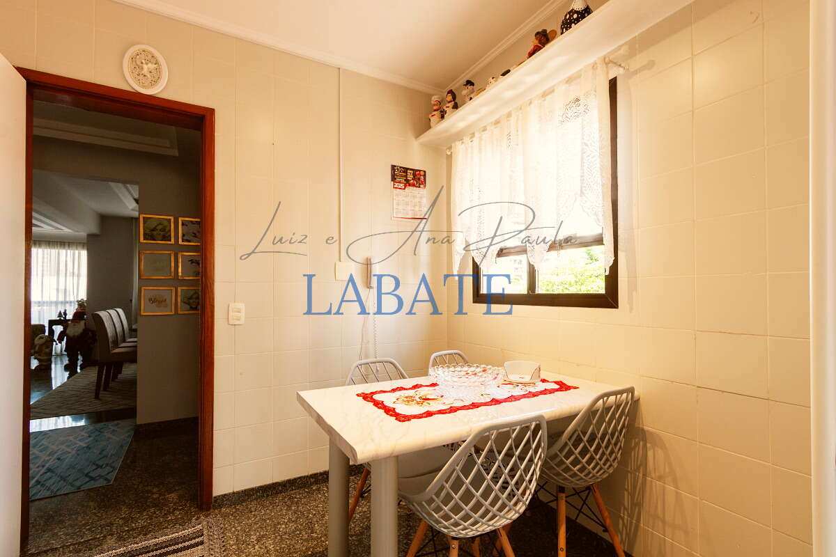  - Apartamento 166m² com 3 suítes e elevador privativo no Jardim Anália Franco