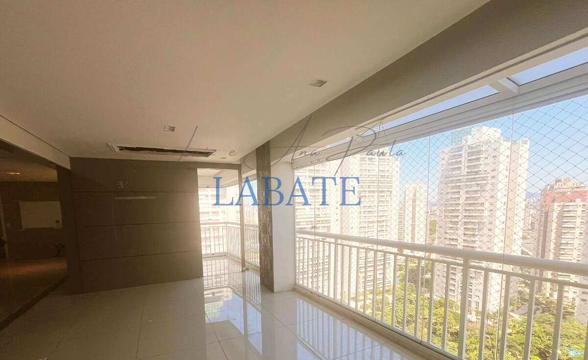 Apartamento 202m² com 3 suítes e 4 vagas no Alto da Mooca - Luiz e Ana Paula Labate