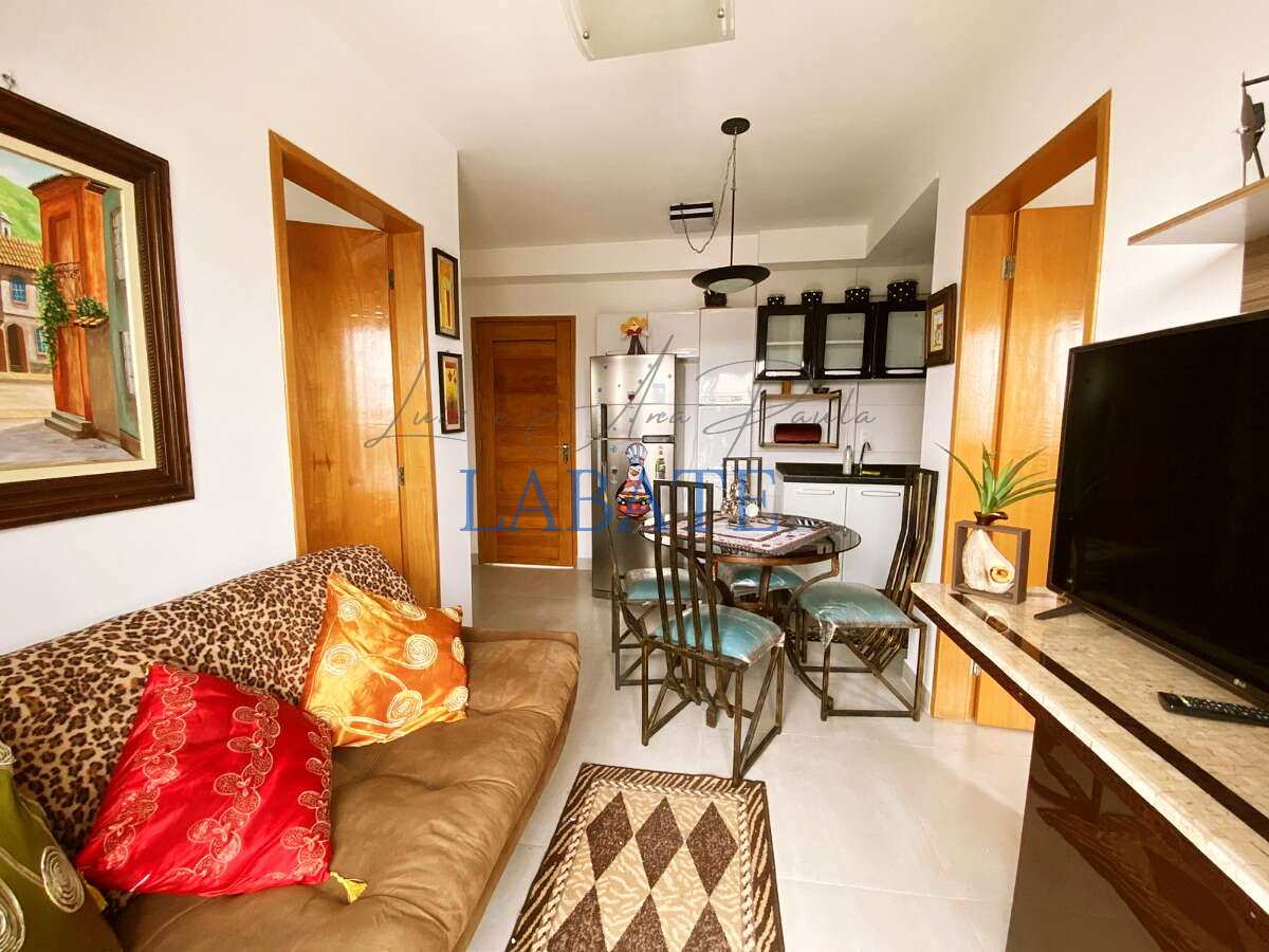  - Apartamento 42m² mobiliado com sacada no 7º andar em Chácara Califórnia