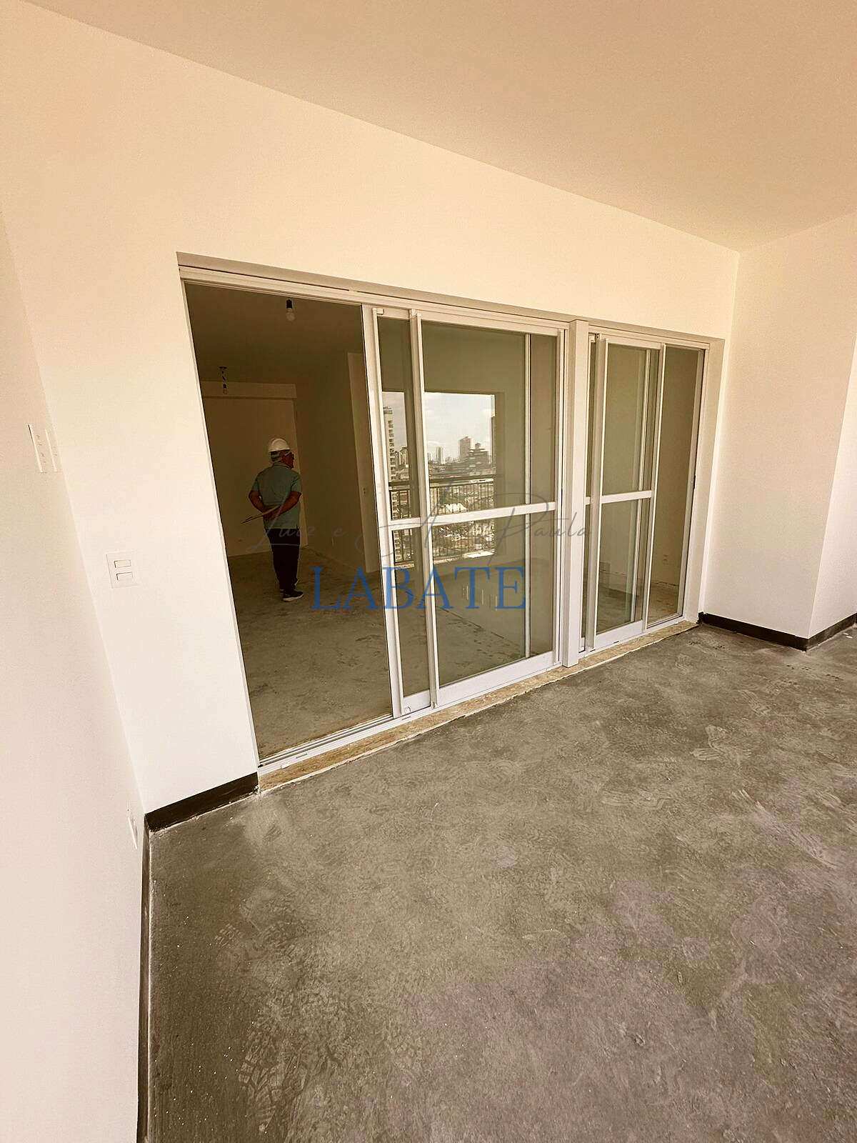 - Apartamento 82m² com suíte e sacada no Arq. Mooca by Living