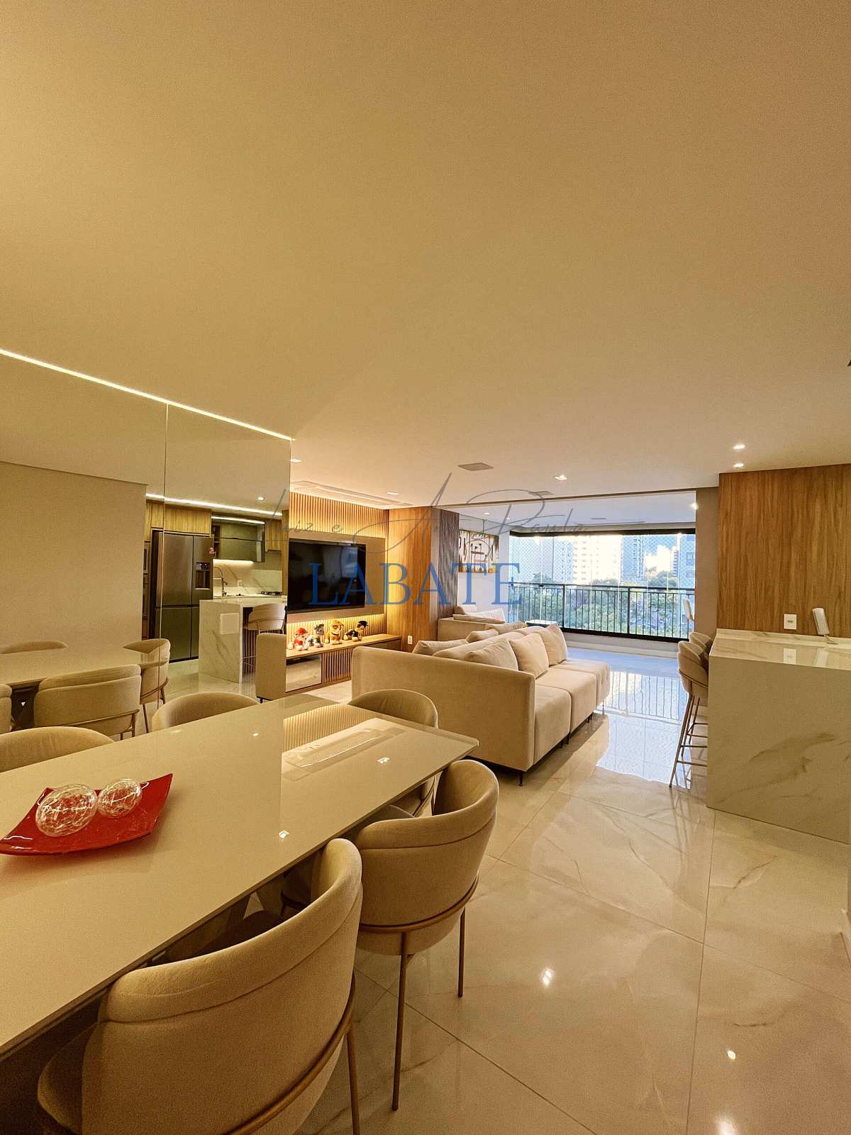  - Apartamento 110m² com 3 suítes e automação no Tatuapé