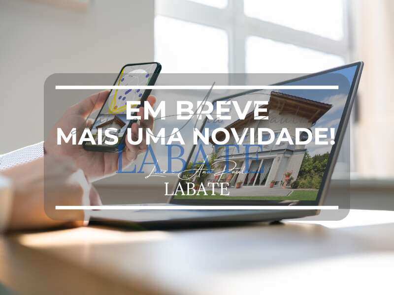 Apartamento com varanda na Vila Regente Feijó - Luiz e Ana Paula Labate