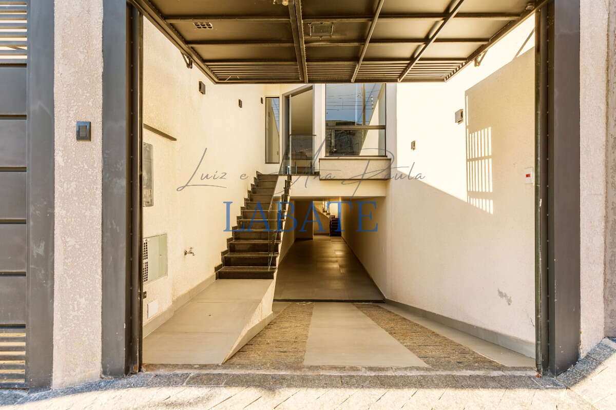 Casa 140m² com 5 vagas na Vila Santa Isabel - Luiz e Ana Paula Labate