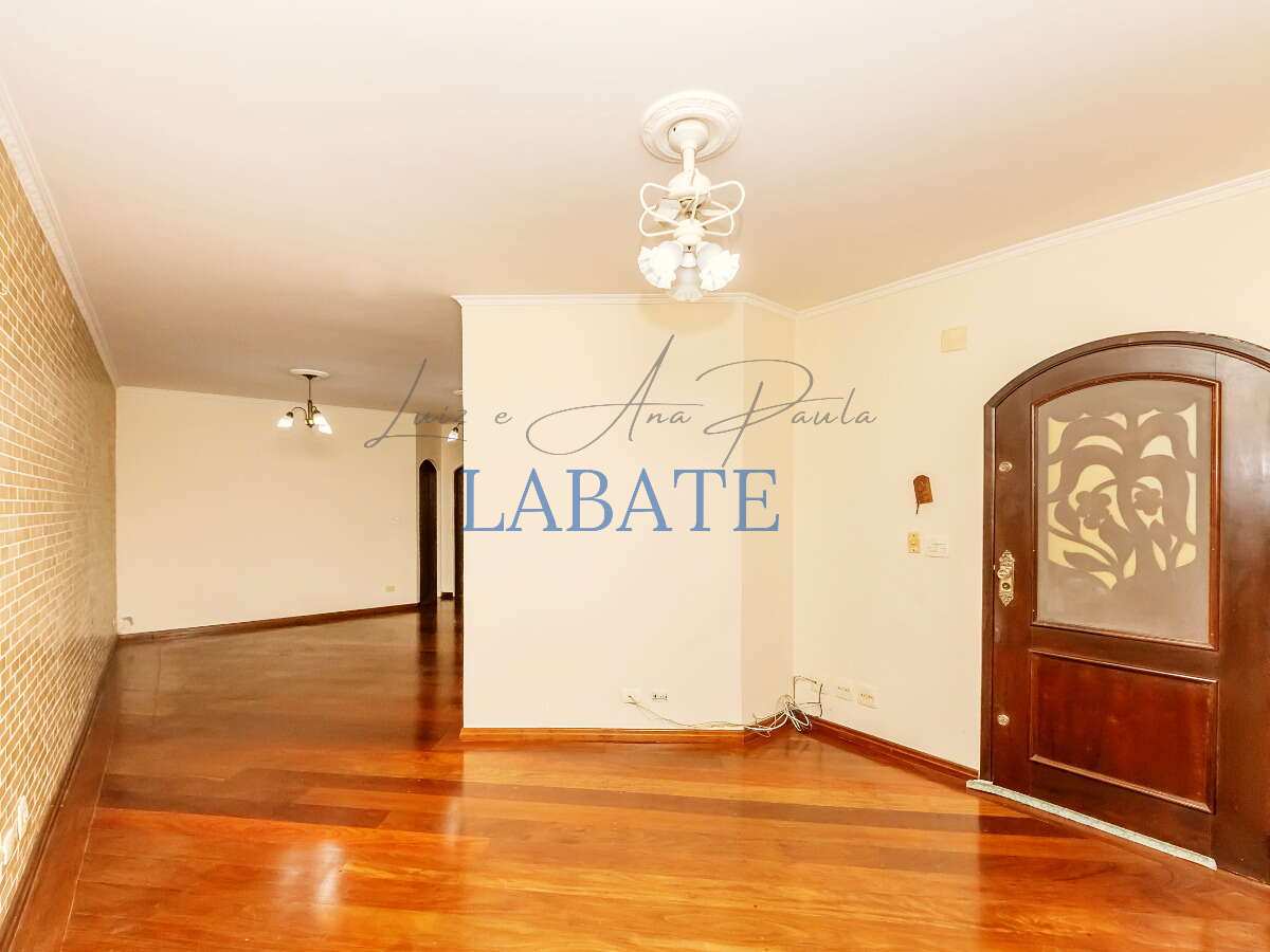  - Casa 279m² com 3 suítes, sacada e vista panorâmica na Vila Formosa