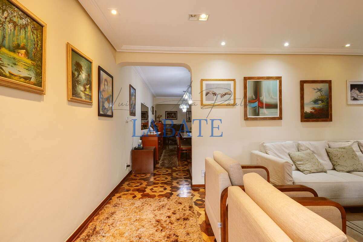  - Casa 312m² com 3 suítes e 4 vagas na Chácara Belenzinho