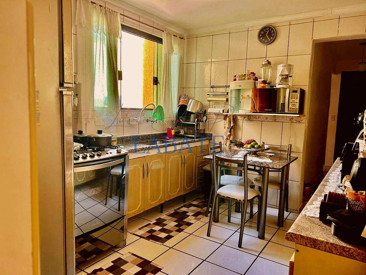  - Casa 70m² com churrasqueira, jardim e 2 vagas na Chácara Belenzinho