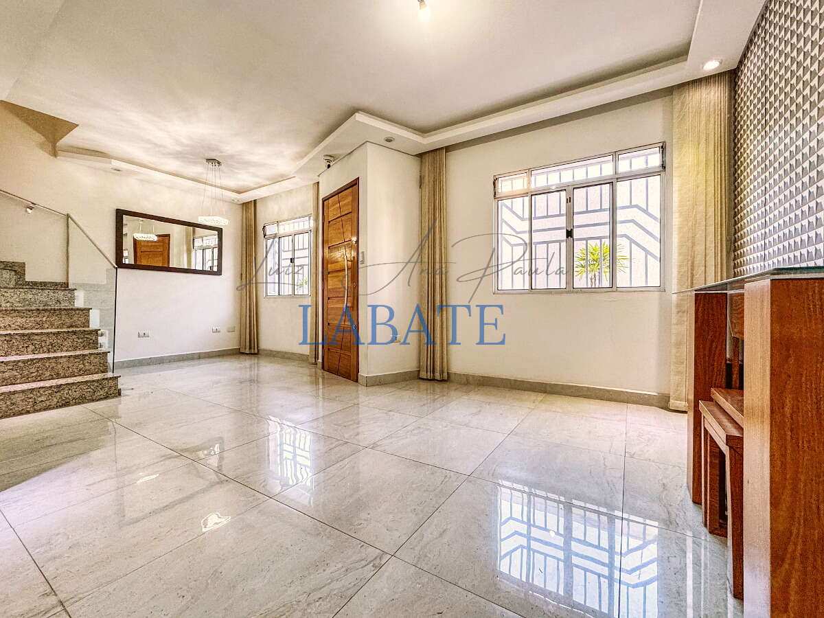 Casa de condomínio 145m² com 3 quartos e sacada na Vila Bertioga - Luiz e Ana Paula Labate