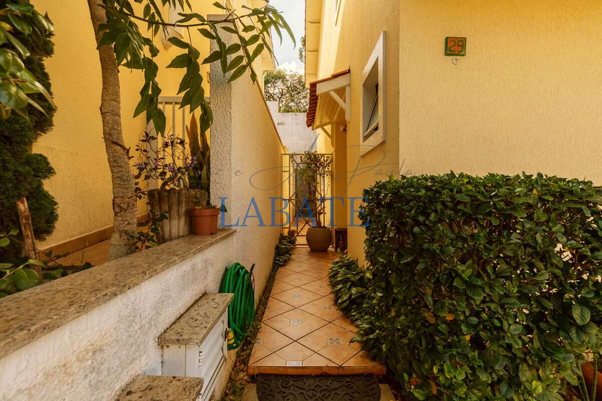 - Casa de condomínio 180m² com 3 suítes na Vila Carrão