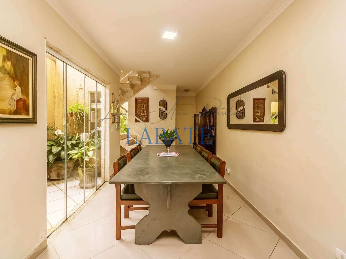  - Sobrado 289m² com 3 suítes, piscina e vista no Vila Carrão