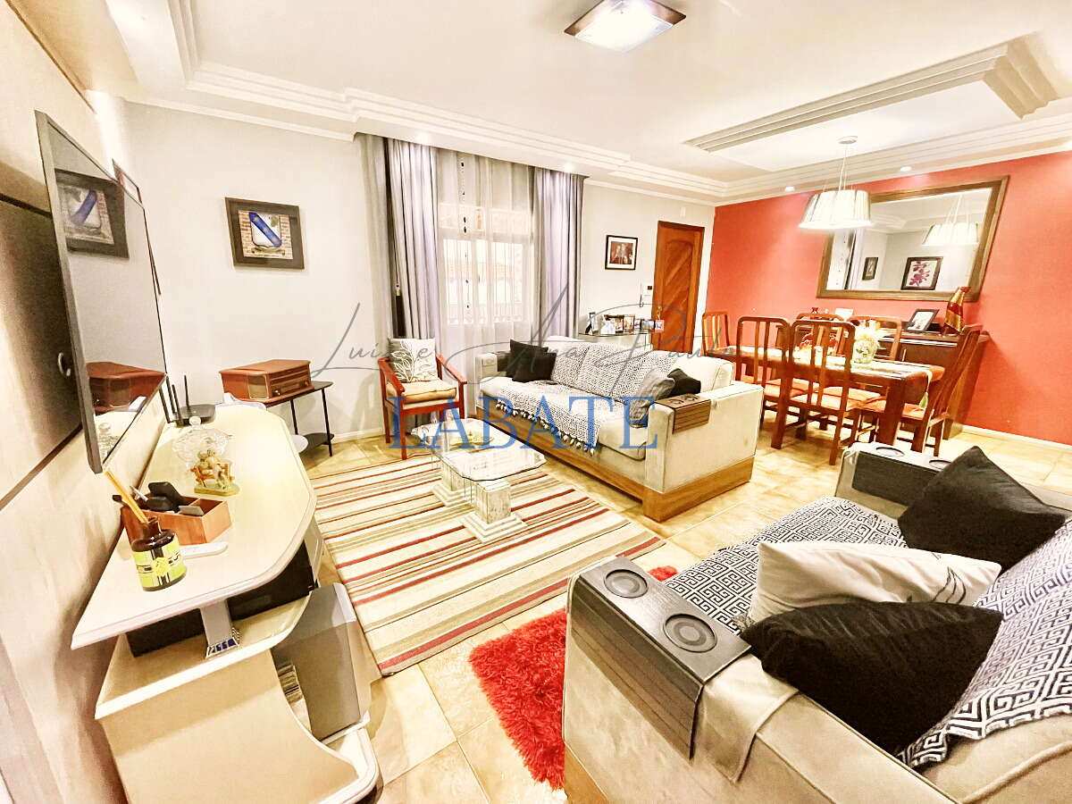  - Sobrado 309m² com 2 suítes e sacada na Chácara Belenzinho